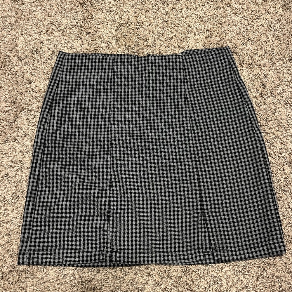 Classic Black and Grey/White Checkered Skirt